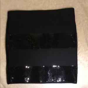 Black Guess sequin skirt size small